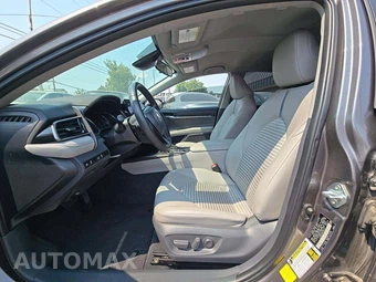 2021 Toyota Camry Hybrid SE - miniatura 6