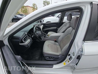 2021 Toyota Camry Hybrid SE - miniatura 6