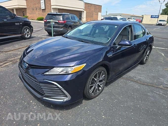 2021 Toyota Camry Hybrid XLE