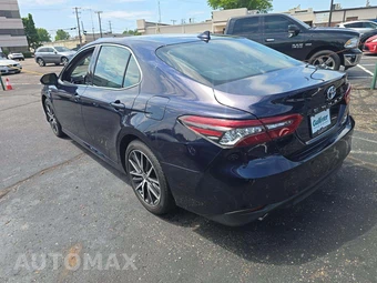 2021 Toyota Camry Hybrid XLE - miniatura 2