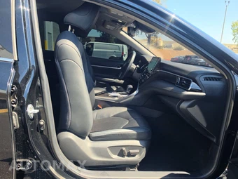 2021 Toyota Camry Hybrid XLE - miniatura 8