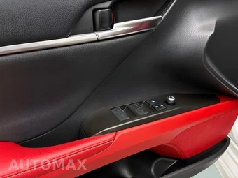2021 Toyota Camry Hybrid XSE - miniatura 35