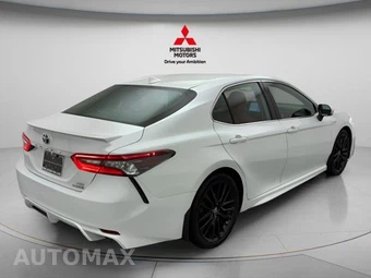 2021 Toyota Camry Hybrid XSE - miniatura 4