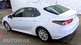 2021 Toyota Camry LE - miniatura 6