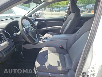 2021 Toyota Camry LE - miniatura 7