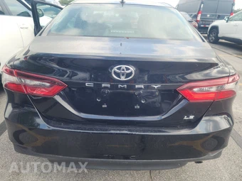 2021 Toyota Camry LE - miniatura 16
