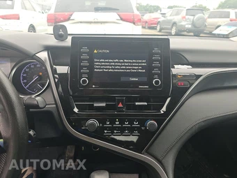 2021 Toyota Camry LE - miniatura 11