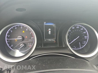 2021 Toyota Camry LE - miniatura 12