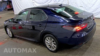 2021 Toyota Camry LE - miniatura 6
