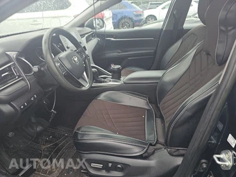 2021 Toyota Camry LE - miniatura 7