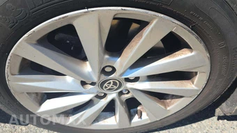 2021 Toyota Camry LE - miniatura 38