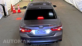 2021 Toyota Camry LE - miniatura 5