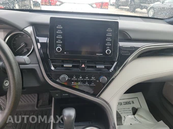 2021 Toyota Camry LE - miniatura 11