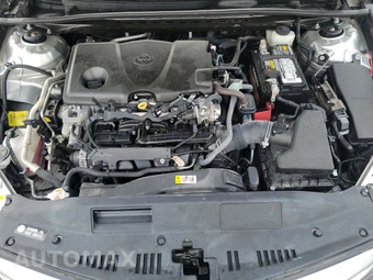 2021 Toyota Camry LE - miniatura 15