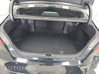 2021 Toyota Camry LE - miniatura 16