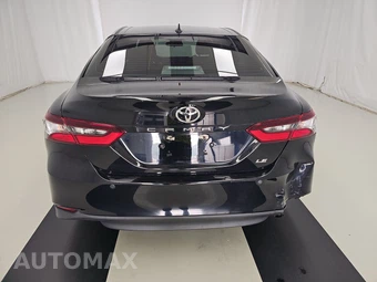 2021 Toyota Camry LE - miniatura 5