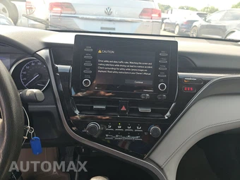 2021 Toyota Camry LE – miniatura 11