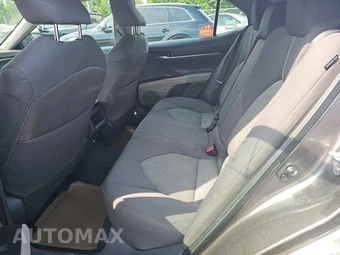 2021 Toyota Camry LE – miniatura 13