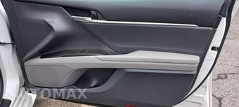 2021 Toyota Camry LE - miniatura 12