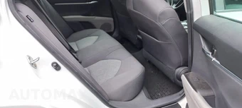 2021 Toyota Camry LE - miniatura 18