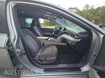 2021 Toyota Camry LE - miniatura 18