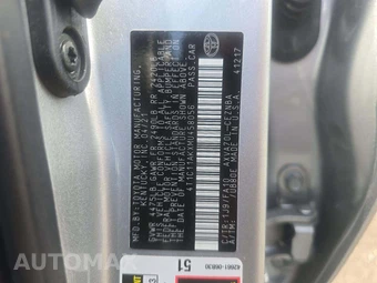 2021 Toyota Camry LE - miniatura 5