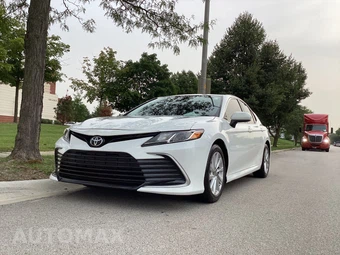 2021 Toyota Camry LE - miniatura 13
