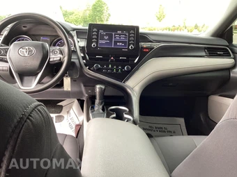 2021 Toyota Camry LE - miniatura 16