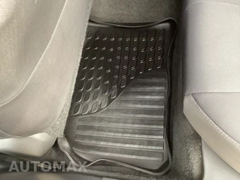 2021 Toyota Camry LE - miniatura 19