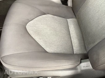 2021 Toyota Camry LE - miniatura 23