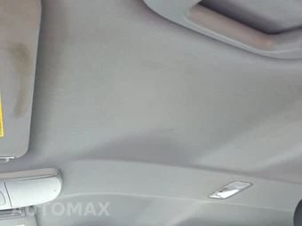 2021 Toyota Camry LE - miniatura 17