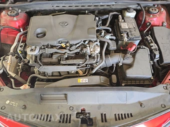 2021 Toyota Camry SE - miniatura 15
