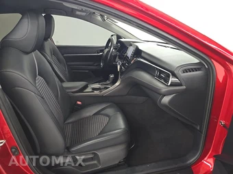 2021 Toyota Camry SE - miniatura 8