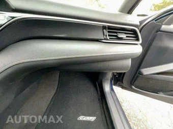 2021 Toyota Camry SE - miniatura 20
