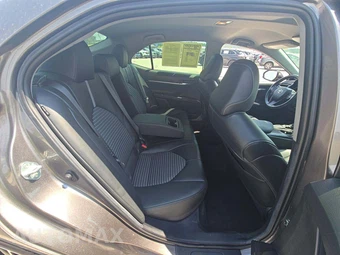 2021 Toyota Camry SE - miniatura 13