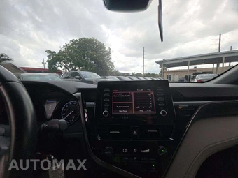 2021 Toyota Camry SE - miniatura 10