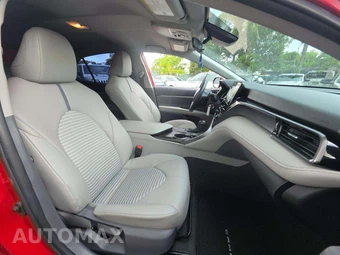 2021 Toyota Camry SE - miniatura 18