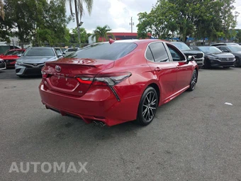 2021 Toyota Camry SE - miniatura 3