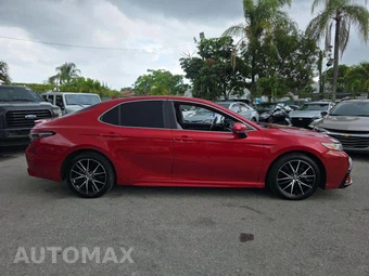 2021 Toyota Camry SE - miniatura 4