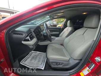 2021 Toyota Camry SE - miniatura 6