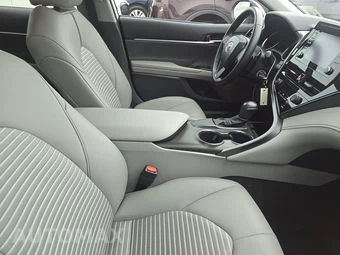 2021 Toyota Camry SE - miniatura 14