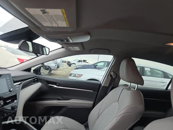 2021 Toyota Camry SE - miniatura 20