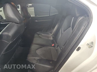 2021 Toyota Camry SE - miniatura 13