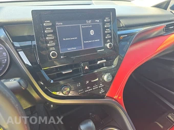 2021 Toyota Camry SE - miniatura 11