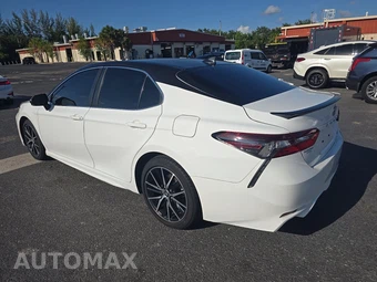 2021 Toyota Camry SE - miniatura 6