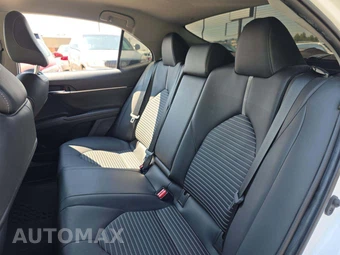 2021 Toyota Camry SE - miniatura 13
