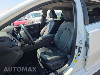 2021 Toyota Camry SE - miniatura 6