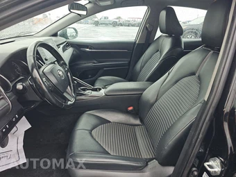 2021 Toyota Camry SE - miniatura 7