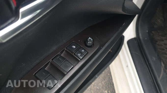 2021 Toyota Camry SE - miniatura 25