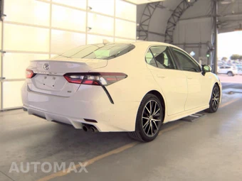 2021 Toyota Camry SE - miniatura 5